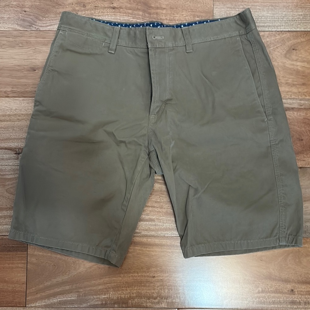 Banana Republic Brown/Tan Flat Front Shorts